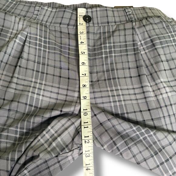 Torrid Pants Women's Sz 16 NWT Plaid Pleated Front Taper Stretch Cropped Pockets - Picture 6 of 7